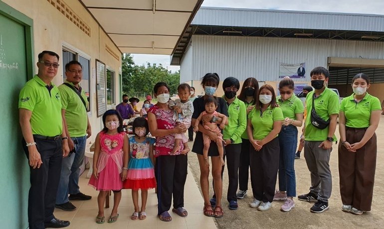 บริษัท ศรีตรัง รับเบอร์ แอนด์ แพลนเทชั่น จำกัด จัดโครงการแบ่งปันรัก มอบของใช้แก่พนักงาน