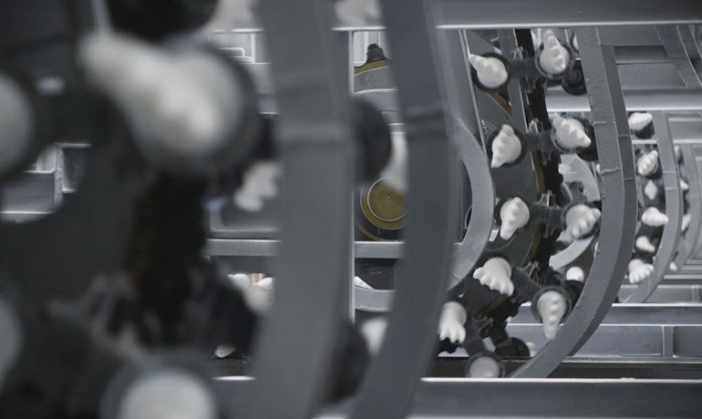 8 ขั้นตอนสำคัญของศรีตรังโกลฟส์”