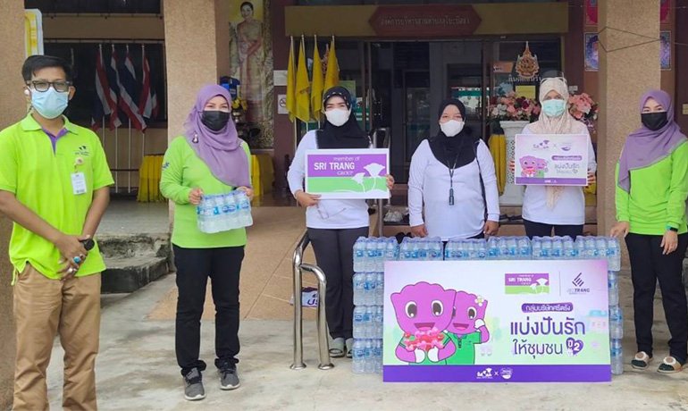 บริษัท ศรีตรังแอโกรอินดัสทรี จำกัด (มหาชน) สาขานราธิวาส ร่วมสนับสนุนการทำงานของหน่วยประชาสัมพันธ์ท้องถิ่น